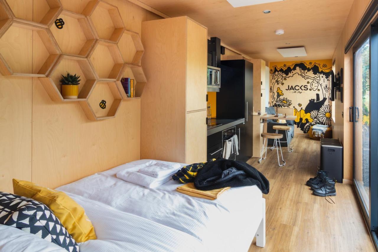 The Hive - Unique Hot Tub Cabin In ميلبورت المظهر الخارجي الصورة